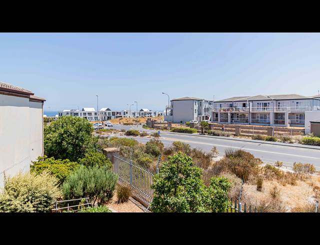 2 BEDROOM APARTMENT TO LET IN BIG BAY