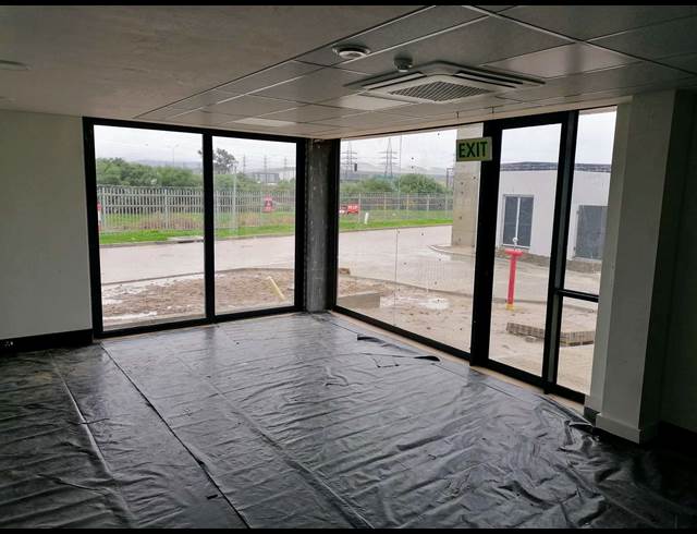 616M² WAREHOUSE TO LET IN STIKLAND INDUSTRIAL