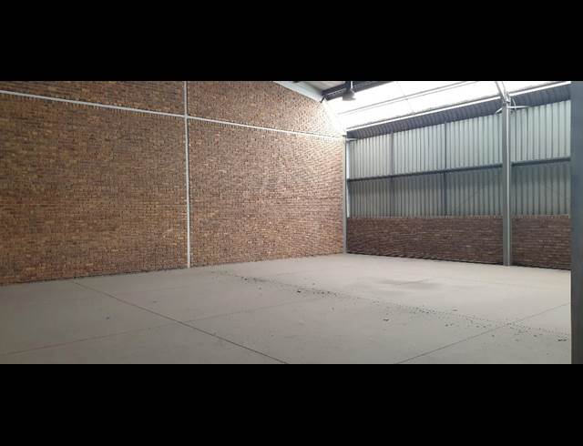 320M² WAREHOUSE TO LET IN WADEVILLE