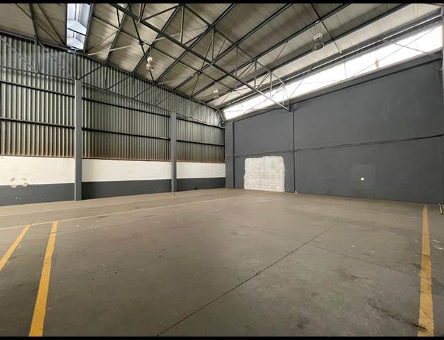 410M² WAREHOUSE TO LET IN RANDJESPARK