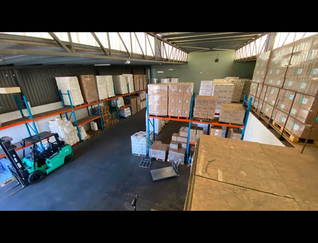 500M² WAREHOUSE TO LET IN HENNOPSPARK INDUSTRIAL