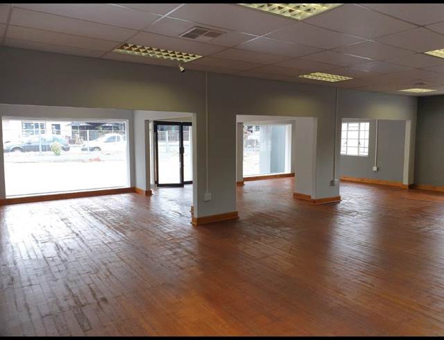 230M² RETAIL TO LET IN GREENSIDE