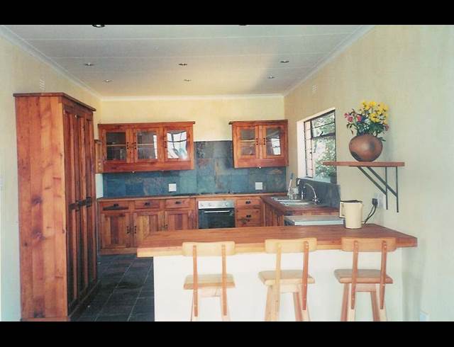 3 bed property to rent in NORTHCLIFF