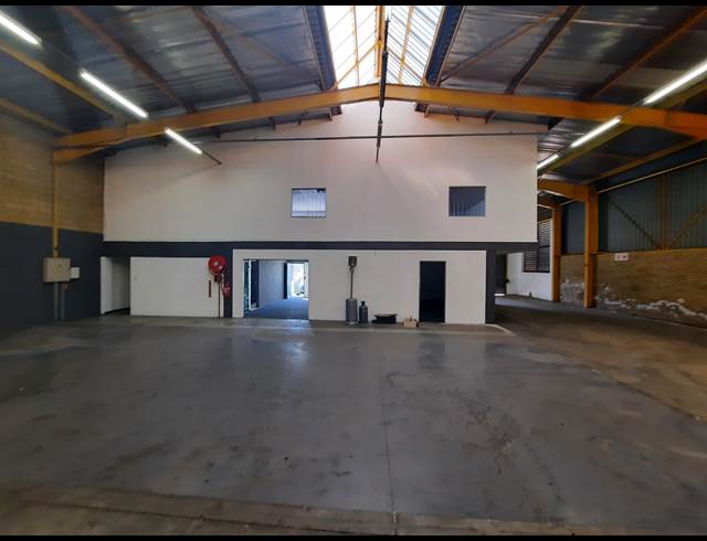 986M² WAREHOUSE TO LET IN ROBERTVILLE