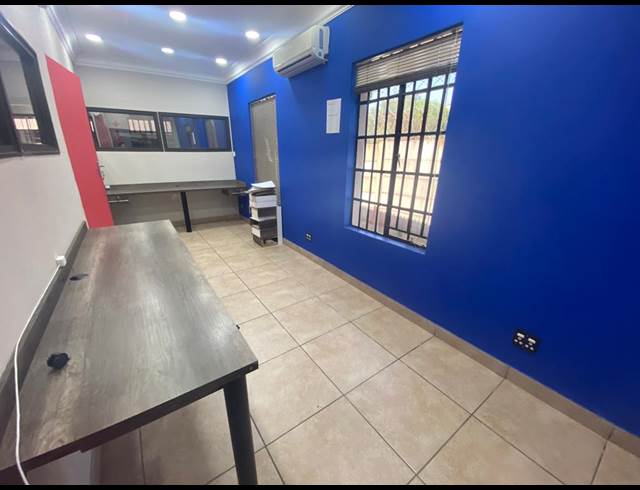 74M² OFFICE TO LET IN DIE HEUWEL