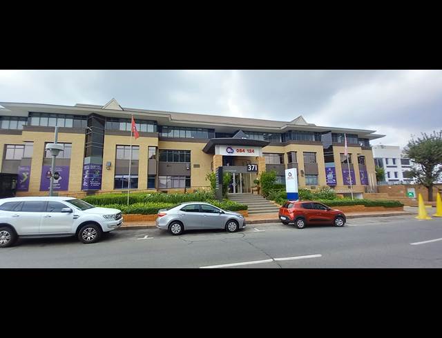 284M² OFFICE TO LET IN EDENBURG