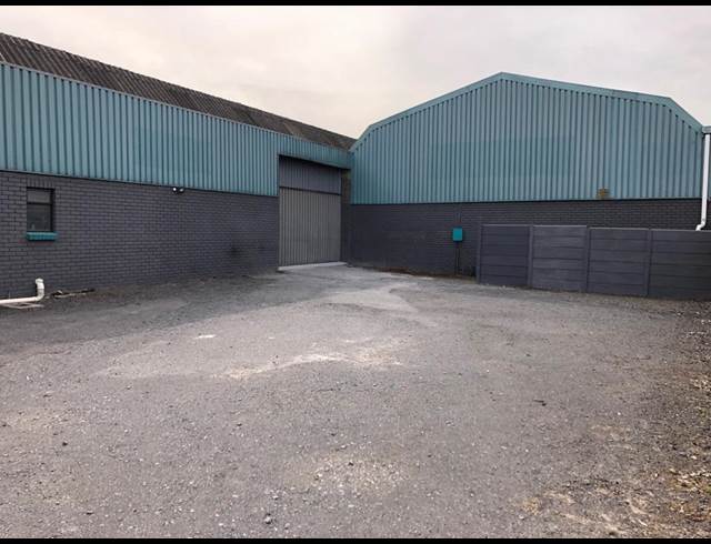 300M² WAREHOUSE RENTED IN BLACKHEATH INDUSTRIAL