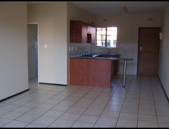 2 bed property to rent in SONNEVELD