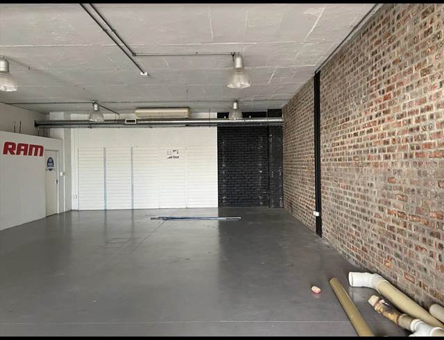 200M² RETAIL TO LET IN WESTLAKE
