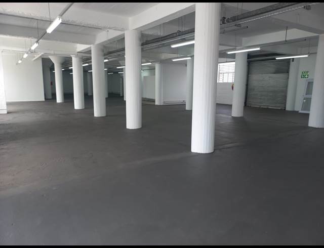 530M² WAREHOUSE TO LET IN PAARDEN EILAND
