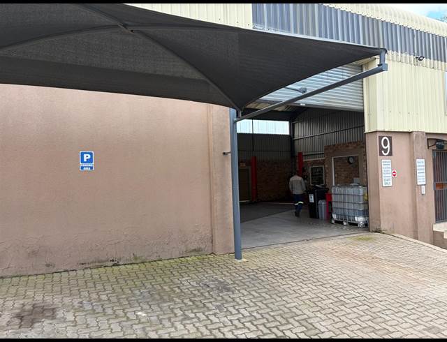 150M² WAREHOUSE TO LET IN ALBERTON NORTH