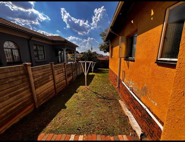 3 BEDROOM PROPERTY TO RENT IN ZAKARIYYA PARK