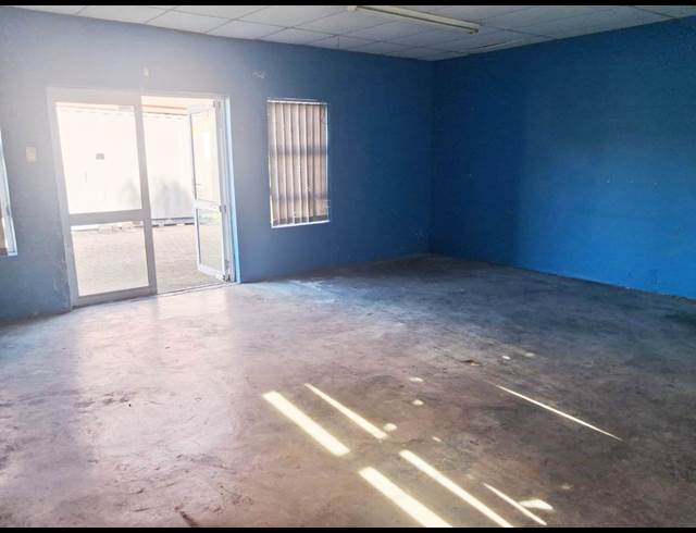 40M² OFFICE TO LET IN NEWTON PARK