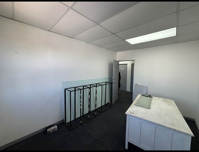 20M² OFFICE TO LET IN AUDAS ESTATE