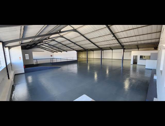 1,522M² WAREHOUSE TO LET IN BEACONVALE