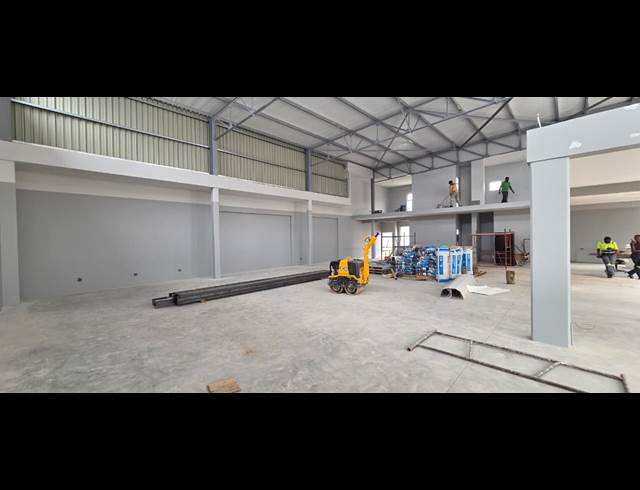 517M² WAREHOUSE TO LET IN RIVERSIDE PARK