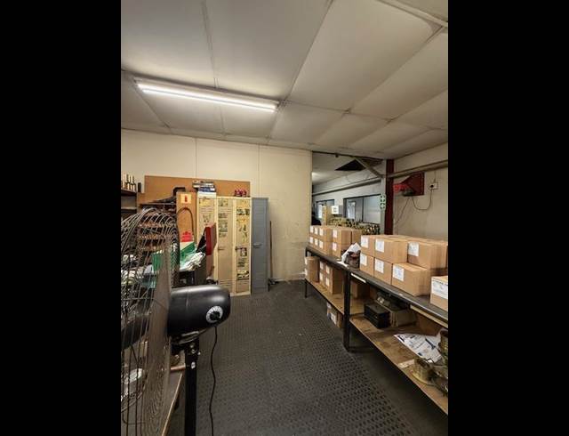 750M² FACTORY TO LET IN GERMISTON CENTRAL