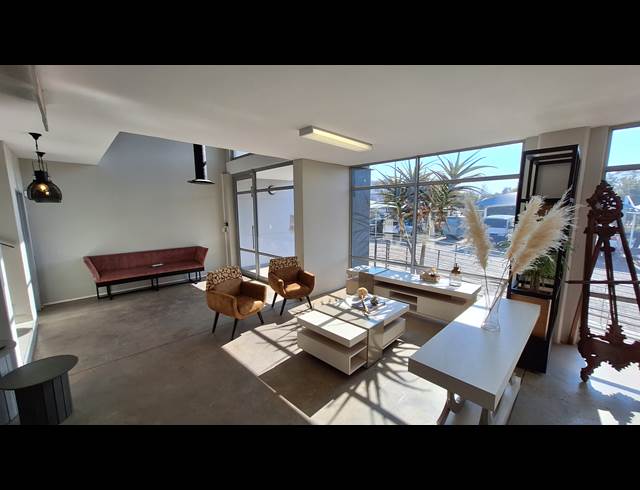 1,287M² WAREHOUSE TO LET IN LANSERIA