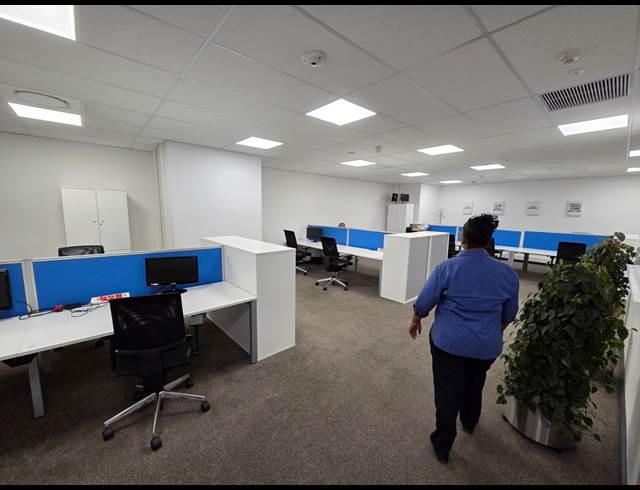 1,400M² OFFICE TO LET IN CAPE TOWN CITY CENTRE