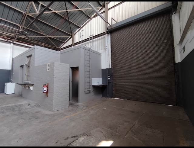 366M² WAREHOUSE TO LET IN CITY DEEP