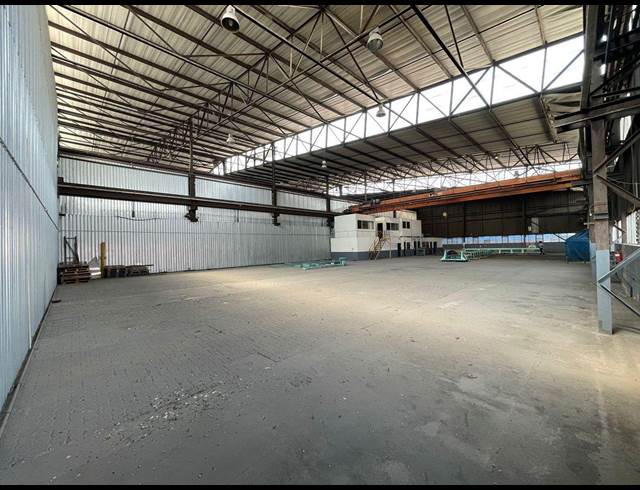 1,300M² WAREHOUSE TO LET IN ALRODE