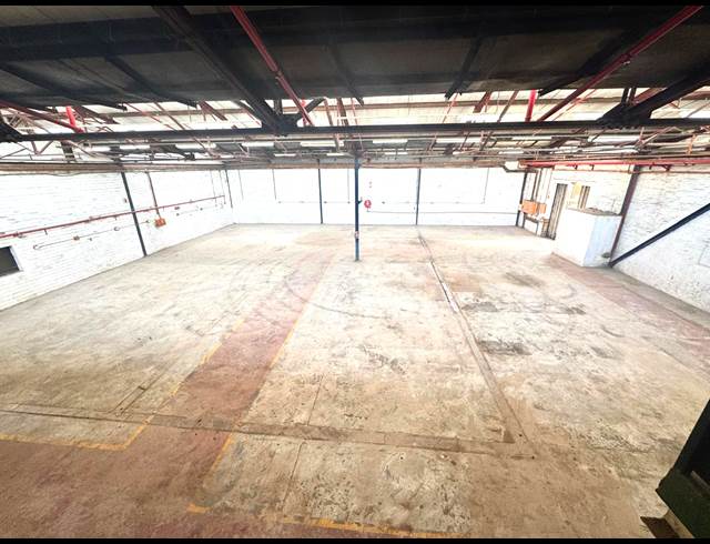 1,072M² WAREHOUSE TO LET IN TONGAAT INDUSTRIAL