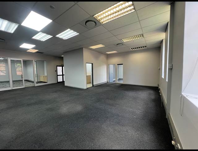 281M² OFFICE TO LET IN HIGHVELD