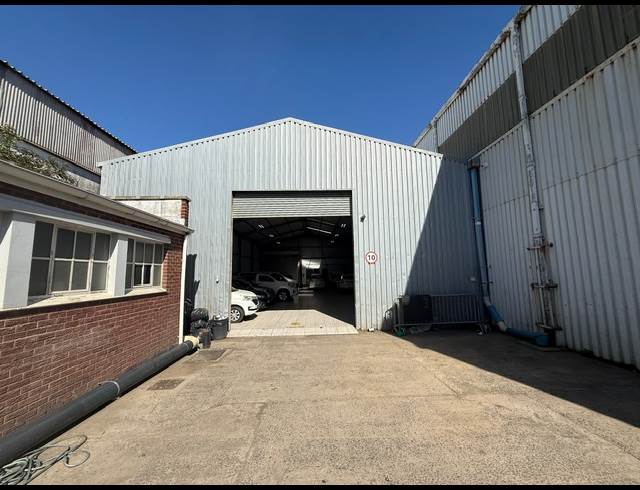 2,550M² RETAIL TO LET IN ARCADIA