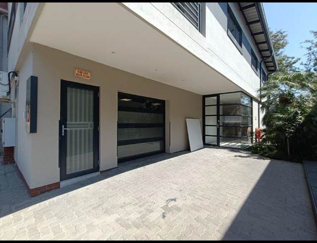 BUSINESS PROPERTY TO RENT IN HALFWAY HOUSE