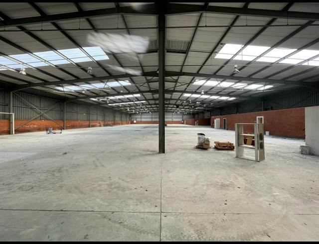 3,189M² WAREHOUSE TO LET IN RANDJESPARK