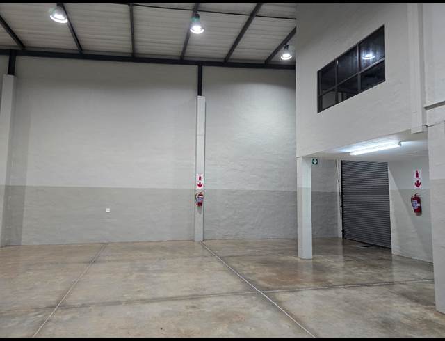 379M² WAREHOUSE TO LET IN RIVERHORSE VALLEY