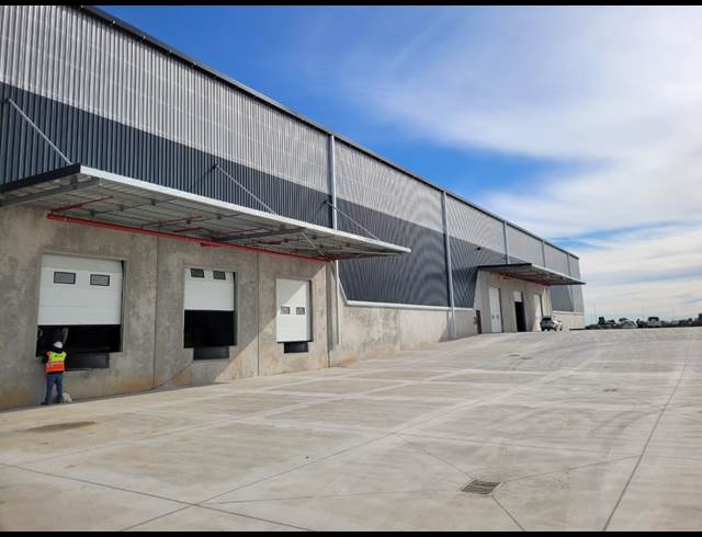 6,798M² WAREHOUSE TO LET IN AIRPORT INDUSTRIA