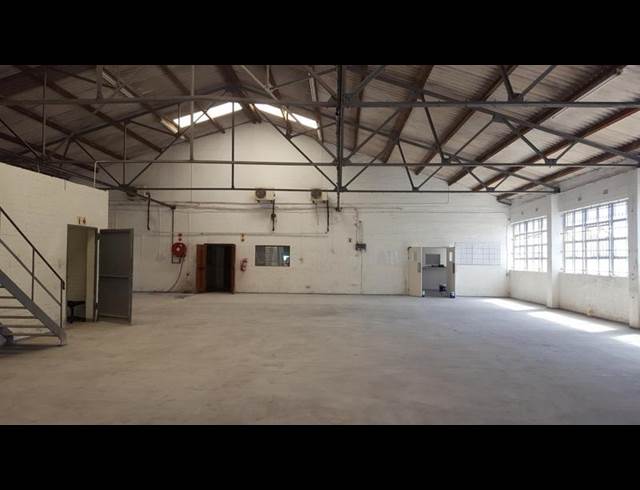 INDUSTRIAL PROPERTY TO RENT IN PAARDEN EILAND
