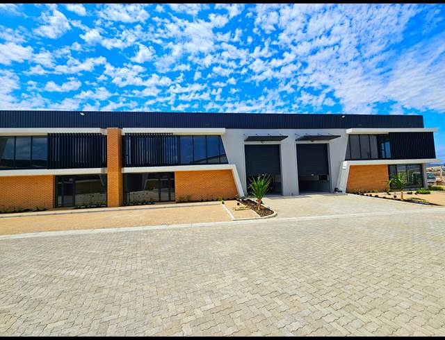 565M² WAREHOUSE TO LET IN STIKLAND INDUSTRIAL