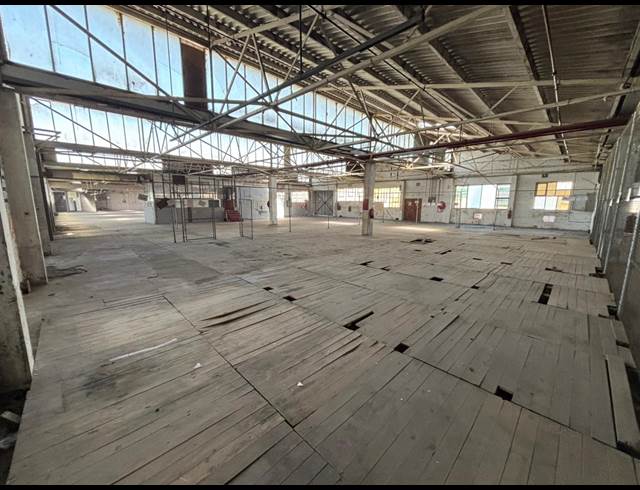 3,369M² WAREHOUSE TO LET IN EPPING INDUSTRIAL