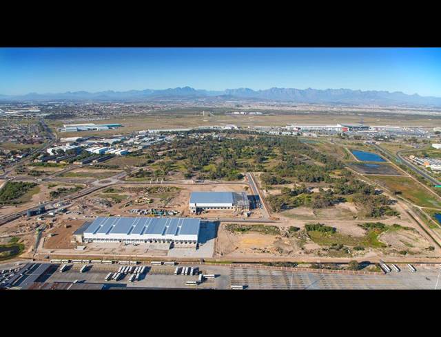 9,702M² WAREHOUSE TO LET IN AIRPORT INDUSTRIA
