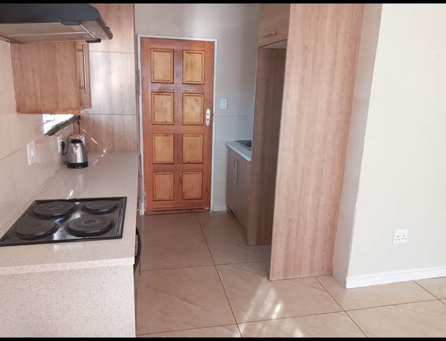 2 bed property to rent in PROTEA GLEN
