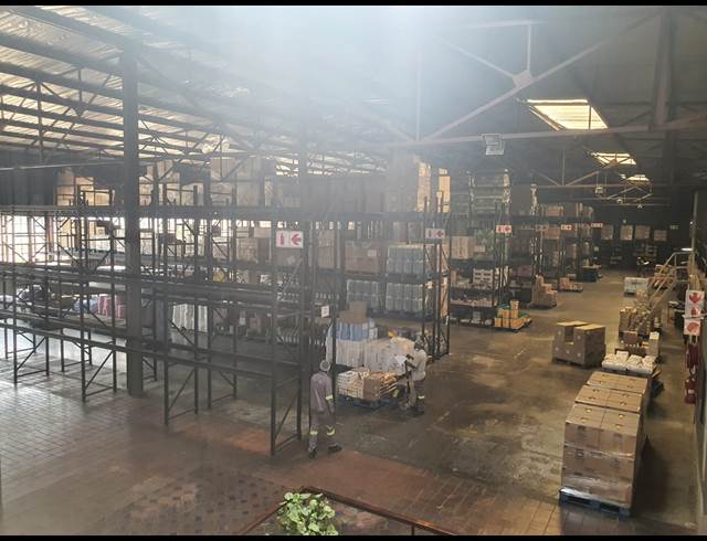 2,100M² WAREHOUSE TO LET IN CITY DEEP