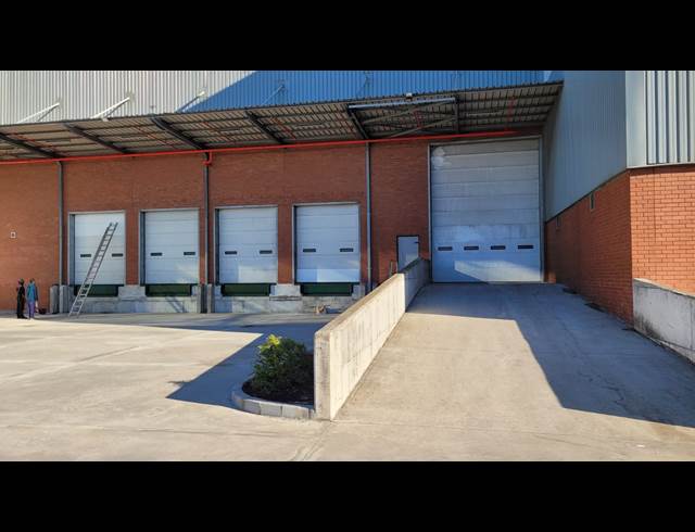 5,418M² WAREHOUSE TO LET IN AIRPORT INDUSTRIA
