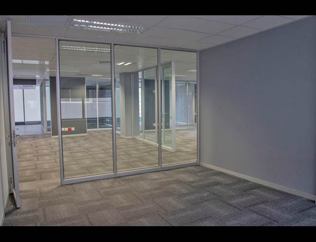 796M² OFFICE TO LET IN ROSEBANK