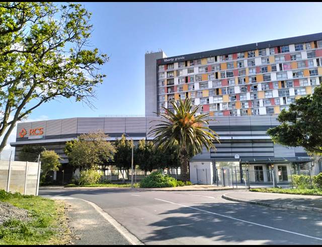 7,143M² BUSINESS CENTRE TO LET IN TOWNSEND ESTATE