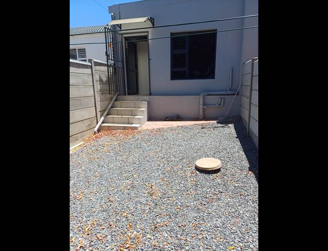 1 bed property to rent in BERGSIG