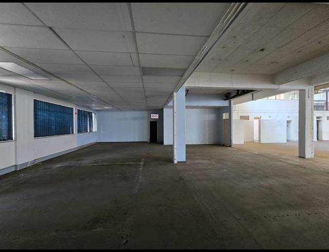 1,972M² WAREHOUSE TO LET IN BENROSE