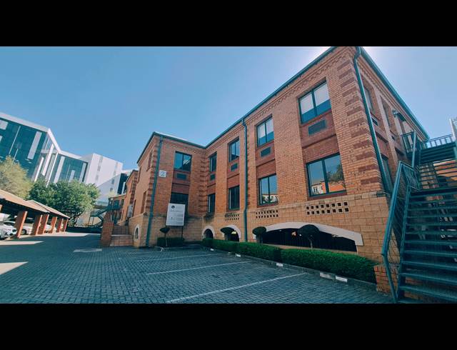 388M² OFFICE TO LET IN MENLYN