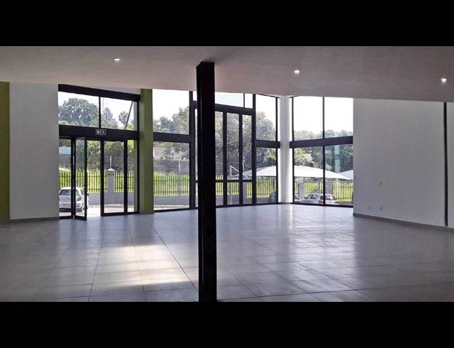 359M² OFFICE TO LET IN OLIVEDALE