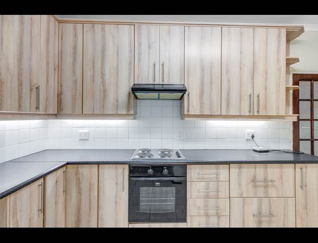 4 BEDROOM HOUSE RENTED IN BORDEAUX