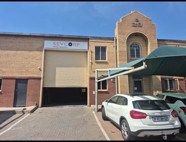 331.70M² WAREHOUSE TO LET IN LINBRO PARK