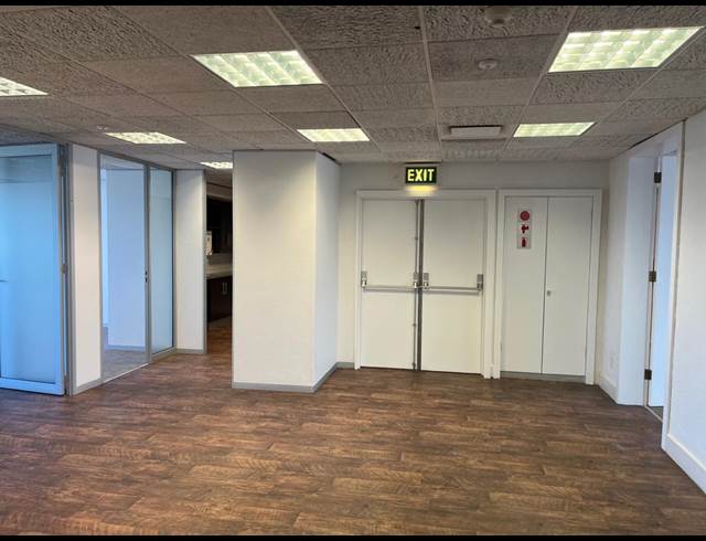 455M² OFFICE TO LET IN PAARL CENTRAL