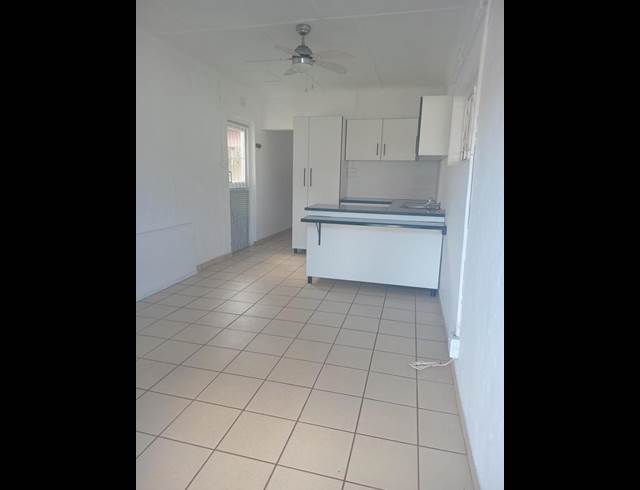 3 BEDROOM PROPERTY TO RENT IN ARBORETUM