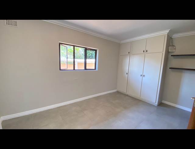 2 BEDROOM PROPERTY TO RENT IN HILLCREST CENTRAL